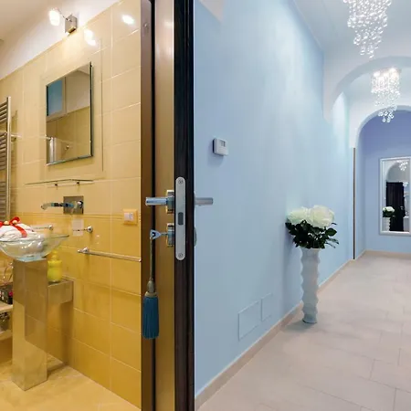 Apartment New In! Sophie At Colosseum Rome